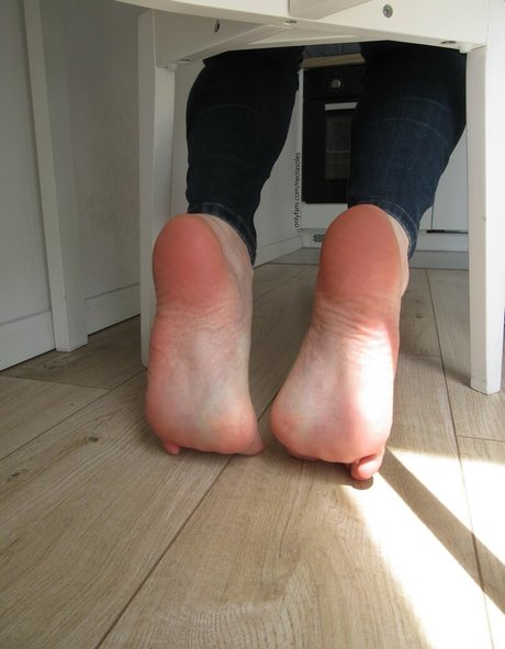 neolasoles model adult images