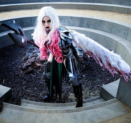 Joanne Rose naked actress photo