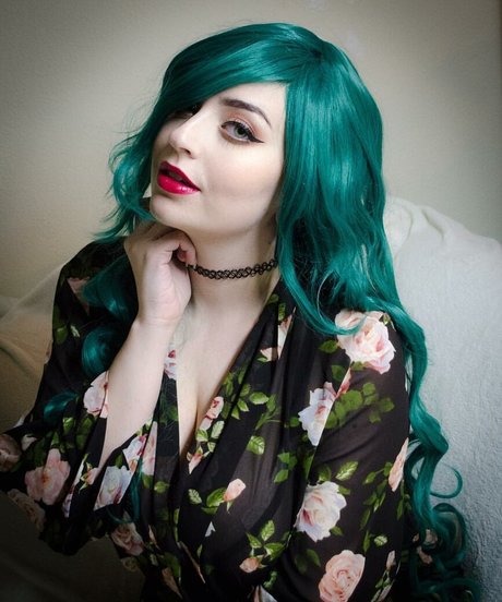 Joanne Rose naked actress pics