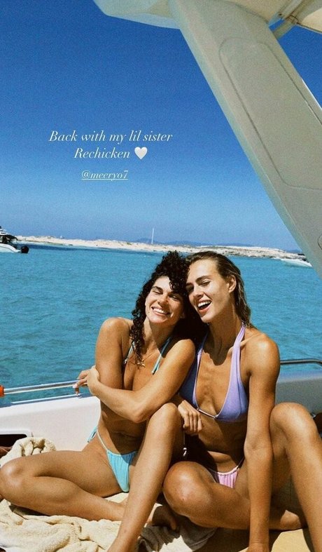 Meeryo7 pornstar erotic photos