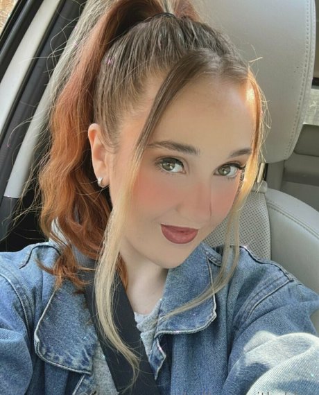 selfcarewithchloe high quality pornstar image