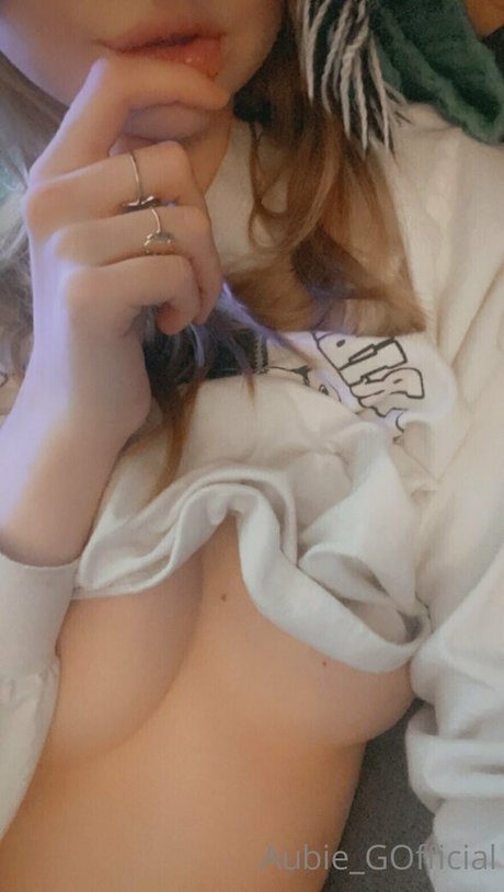 aubiegfree nude pornstar photos