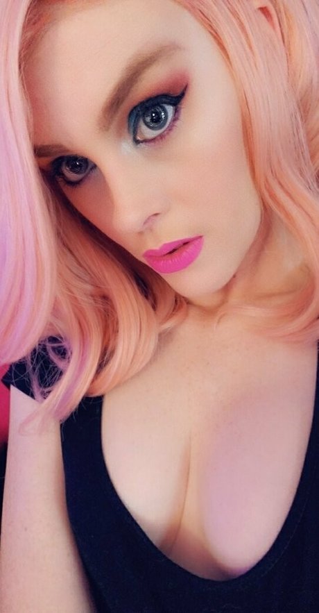 missemberskye pornstar nude photos