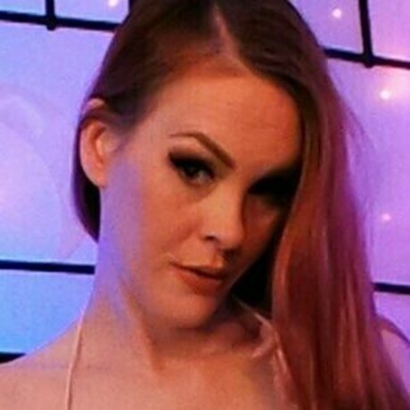 missemberskye star adult img