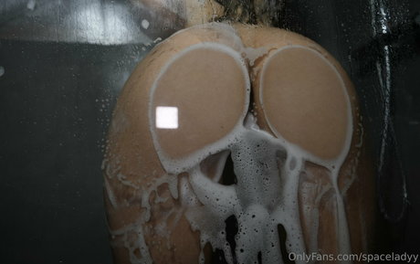 spaceladyy model sex photos