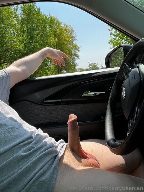 Barry Beercan porn model img