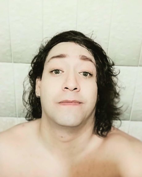 Bicchoaguilar sexy model galleries