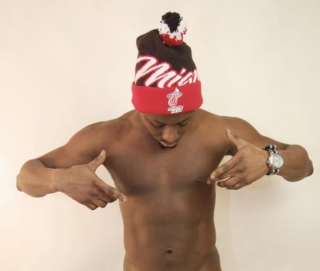 Sexy long strokes exclusive actress img