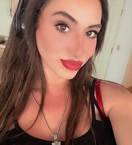 Micaila star porn pic