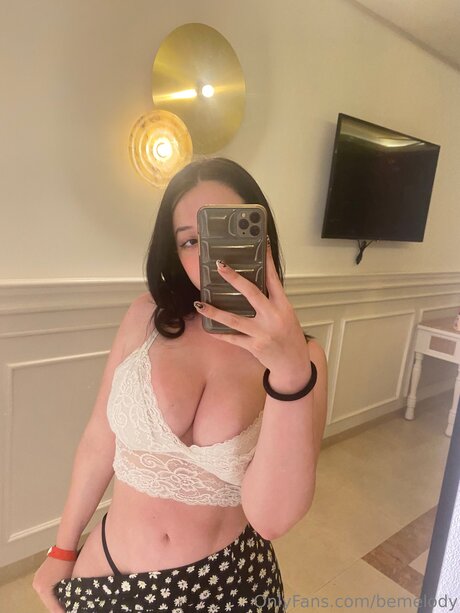 bemelody_ nudes actress img