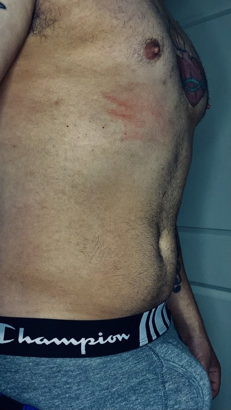 Mikey Scott model adult picture