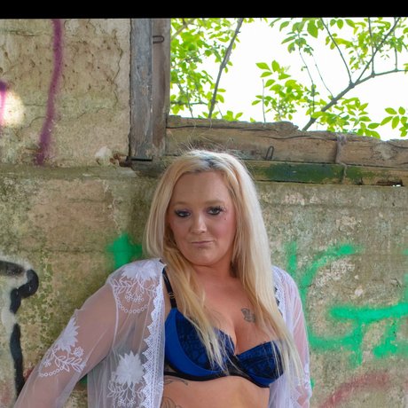 MikesFavourite5 model exclusive pic