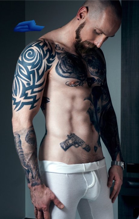 MIKE LONG best actress picture