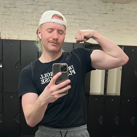 Big Feet Dude pornstar beautiful pics