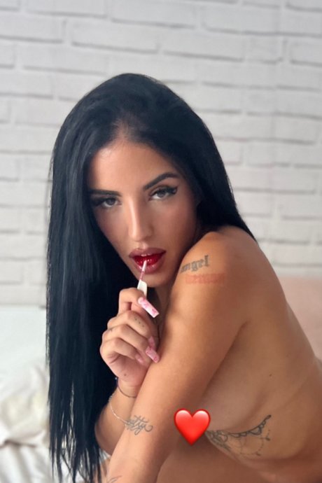 _Miiriamlm_ model porn photo