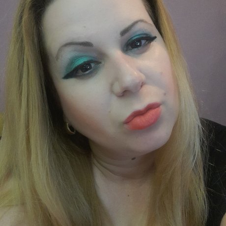 Mihaela Gabriela pornographic model photo