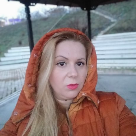 Mihaela Gabriela art star picture