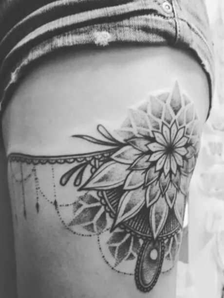 MidwestClover model adult gallery