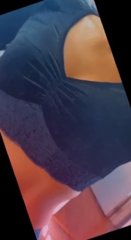 MidwestClover model erotic pictures