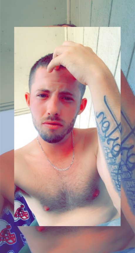 Bee Neal perfect actress photos