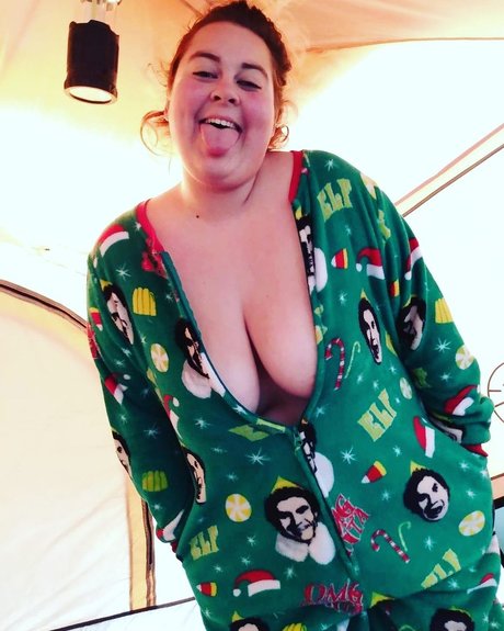 Millennia naked pornstar pics