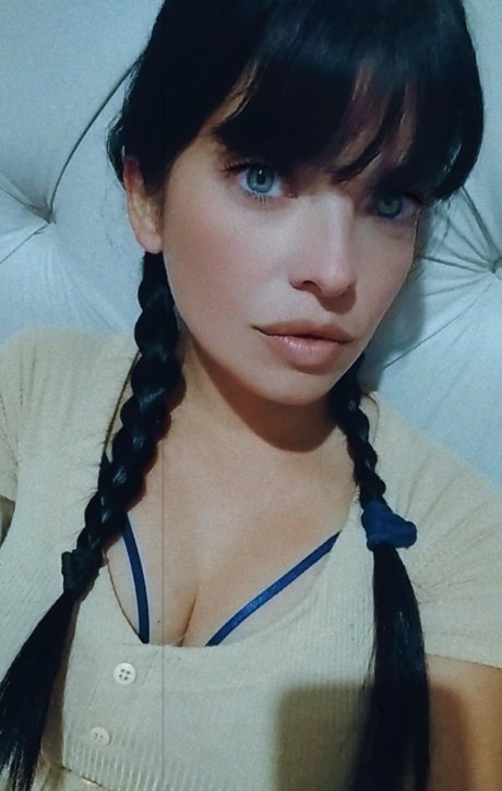 Carli_ pornstar hd pics