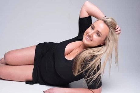 Carm sdmn model art pics