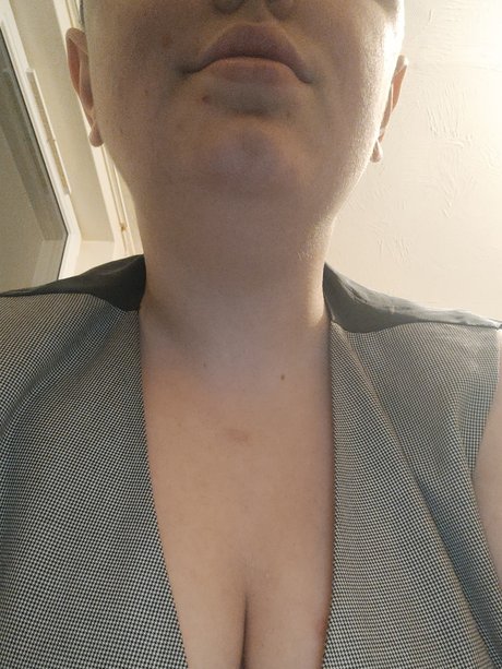 GODDESS LUNA star erotic photos