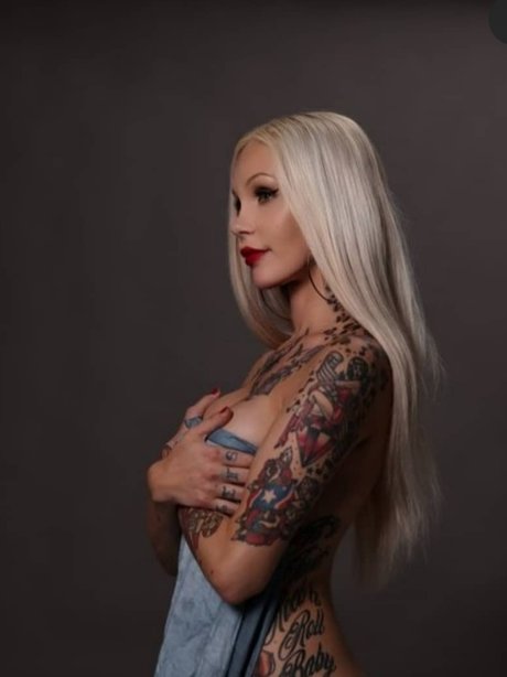 Misscocodelux model hd pic