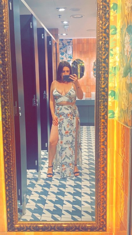 Missblueyees adult star photos