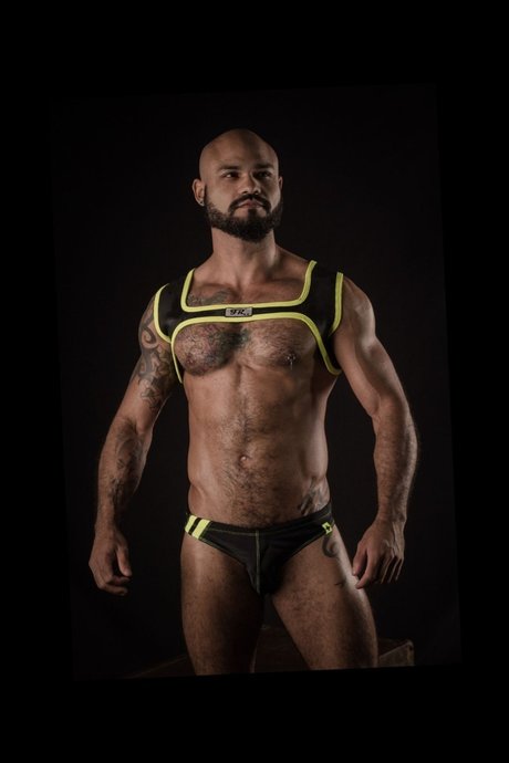 Jeff Carvalho star porn pics