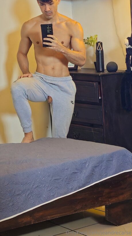 Jeandre Carse model naked picture