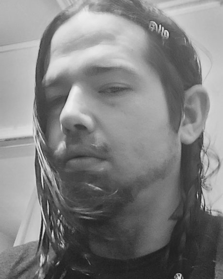 Jonny Lawless model art picture