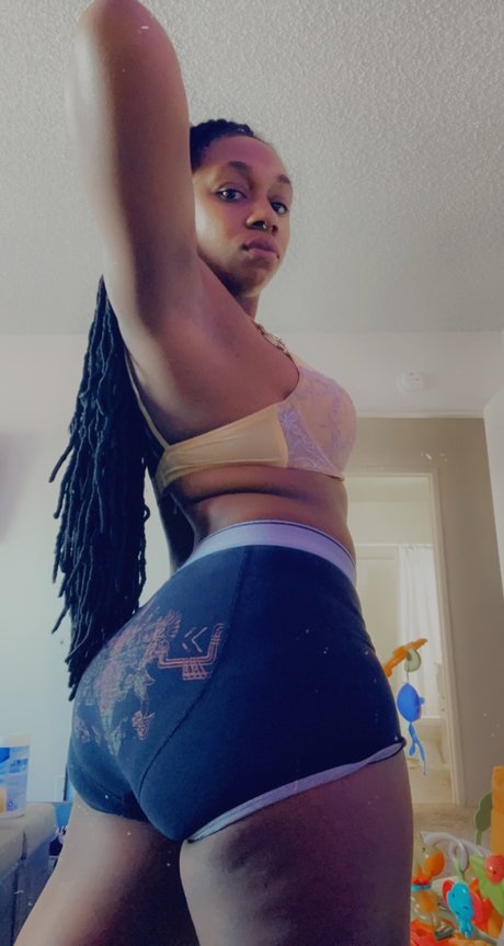 Jasmin Monet pornstar sexy image