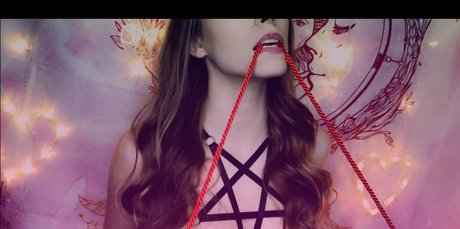 Anna Banana pornstar exclusive galleries