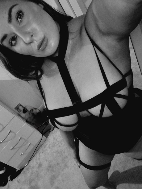 Miss Adele Heart model exclusive archive