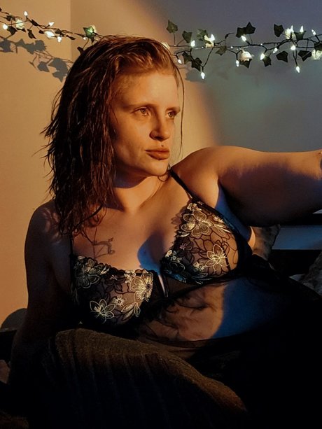 MissSammiee1 art star img