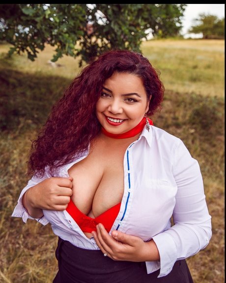 Miryam Ines erotic actress gallery