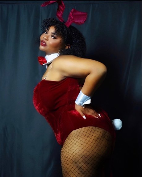 Amira Mirmir_ nudes actress img