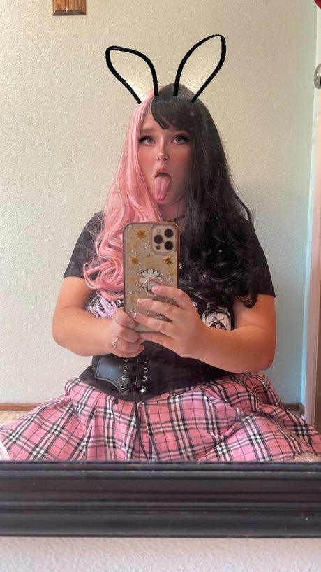 MirandaMilker nude actress archive