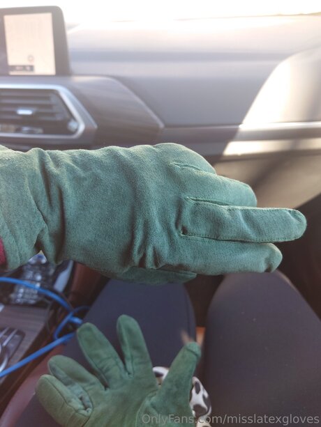 Miss Latex GLoves model sex image