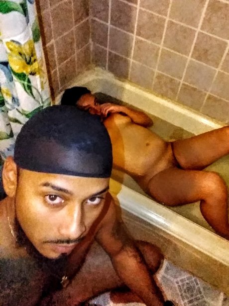 Jerk amp amp Squirt_ star erotic pictures