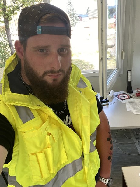 Meinhart Esror art model image