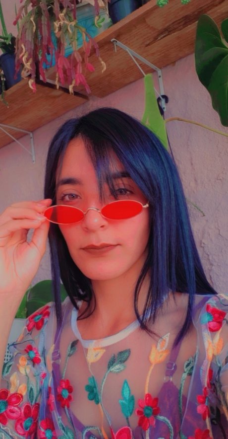 Camila Gomes star porn photo