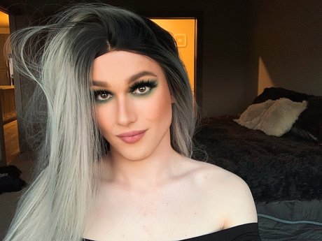 Jessica Bailey beautiful actress pic