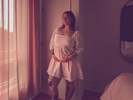 Camille Haring pregnant cutie star naked pic