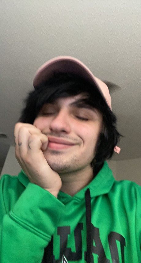 Elias Cole xxx model photo