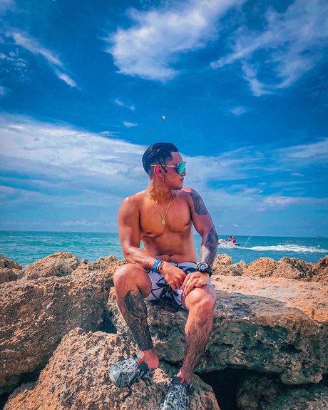 Camilo Holguin model hd photo