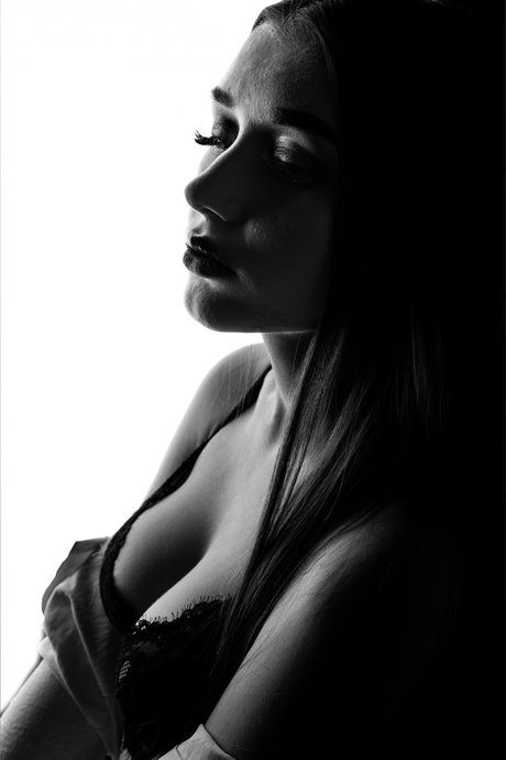 HotDecyzja_ nudes model pic