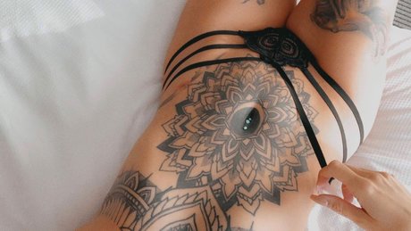 Cali Harper model sexy pic